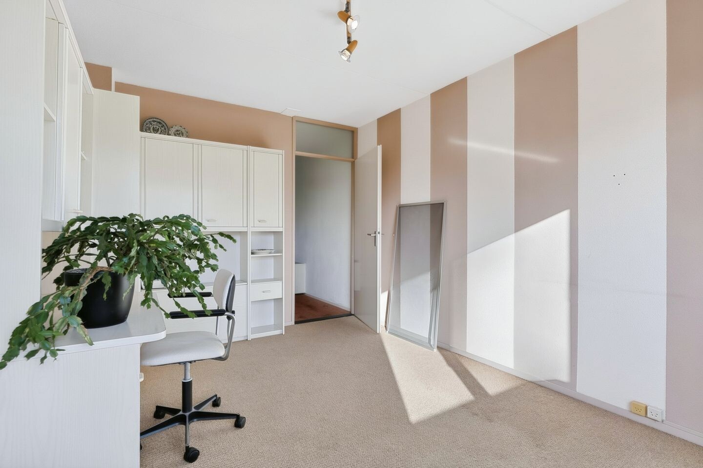 Tussenwoning te koop: De Hoorn 52, Amstelveen