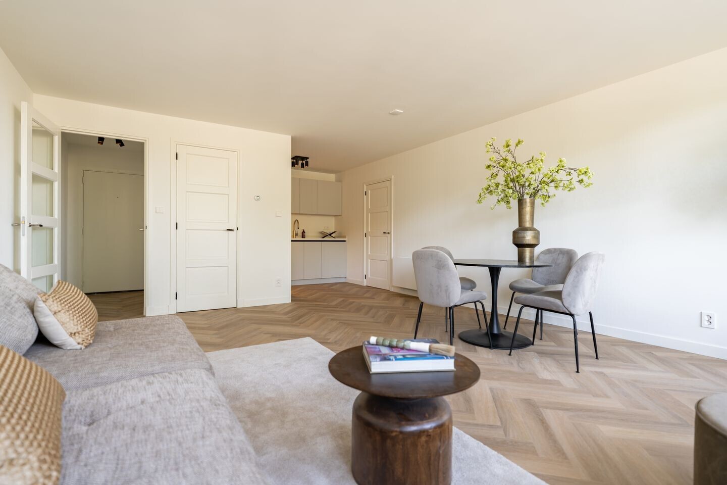 Appartement te koop: Dr. Willem Dreesweg 301, Amstelveen