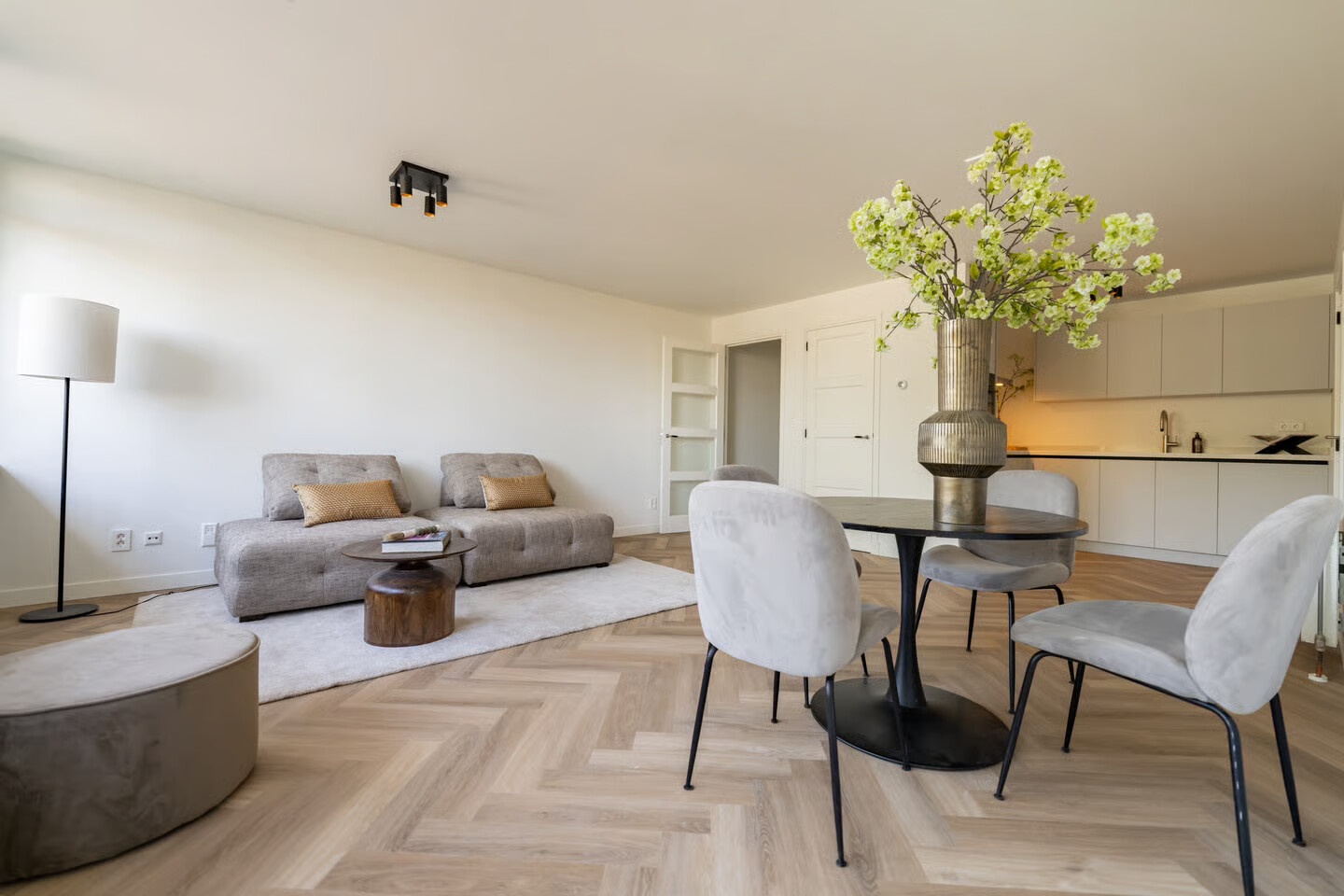 Appartement te koop: Dr. Willem Dreesweg 301, Amstelveen