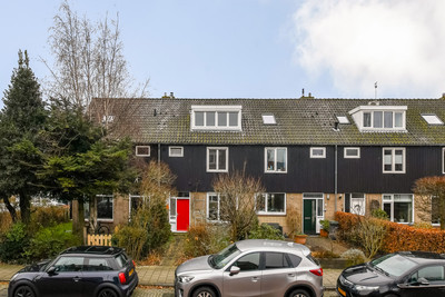 Aart van der Neerweg 12