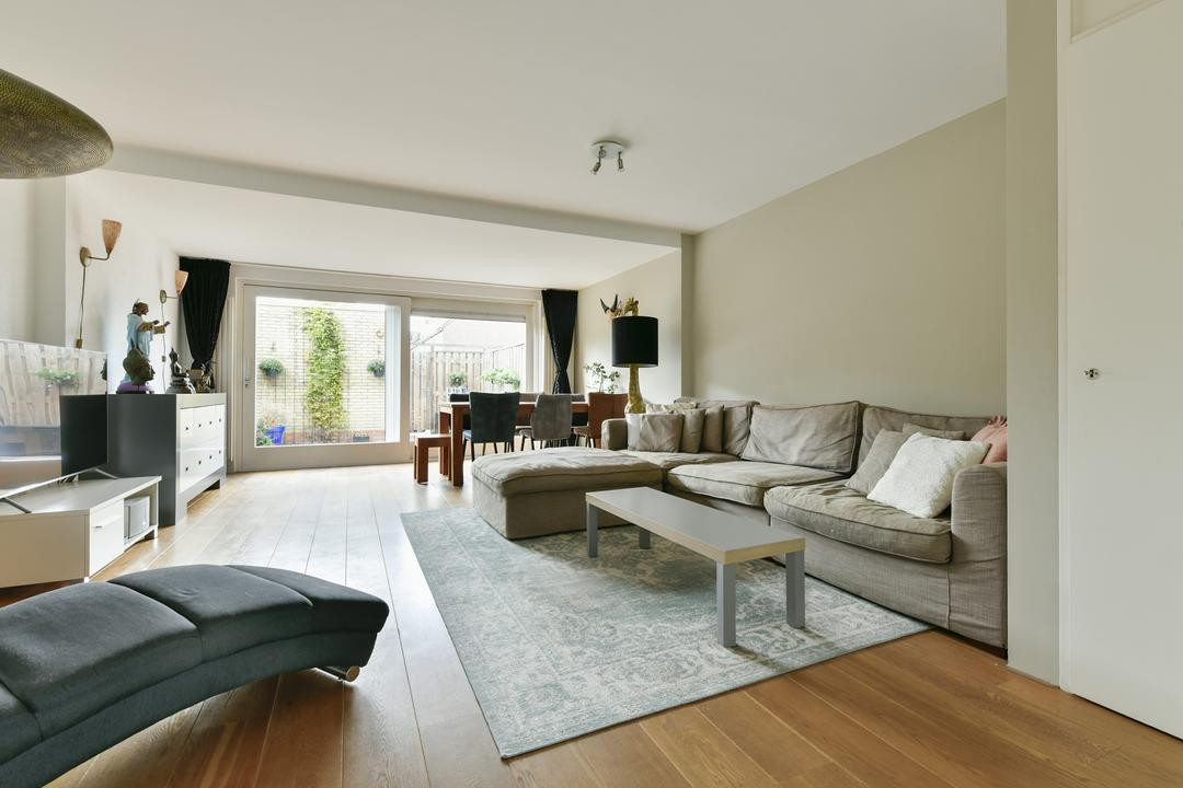 Tussenwoning te koop: Abraham Rademakerstraat 17, Ouderkerk Aan De Amstel
