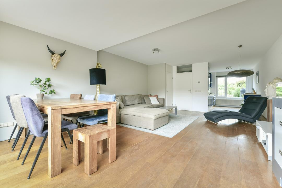 Tussenwoning te koop: Abraham Rademakerstraat 17, Ouderkerk Aan De Amstel