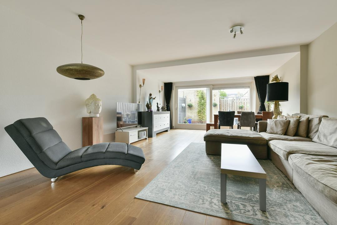 Tussenwoning te koop: Abraham Rademakerstraat 17, Ouderkerk Aan De Amstel