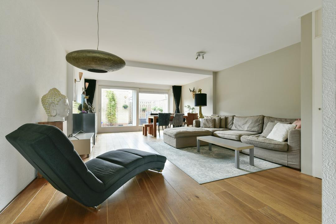 Tussenwoning te koop: Abraham Rademakerstraat 17, Ouderkerk Aan De Amstel