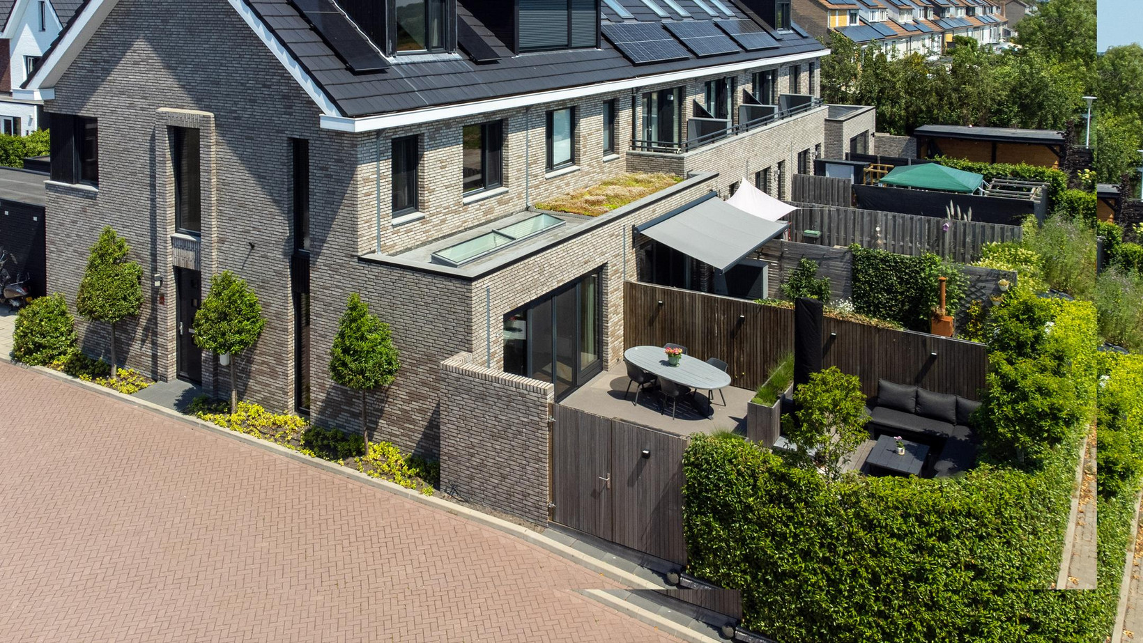 Hoekwoning te koop: Middenweg 100, Ouderkerk Aan De Amstel