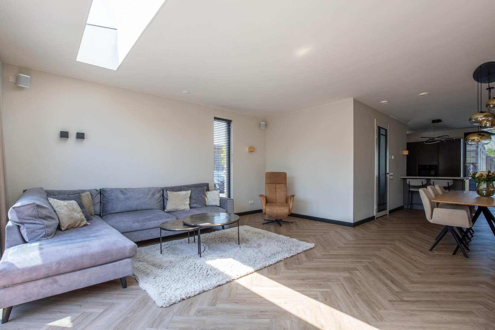 Hoekwoning te koop: Middenweg 100, Ouderkerk Aan De Amstel