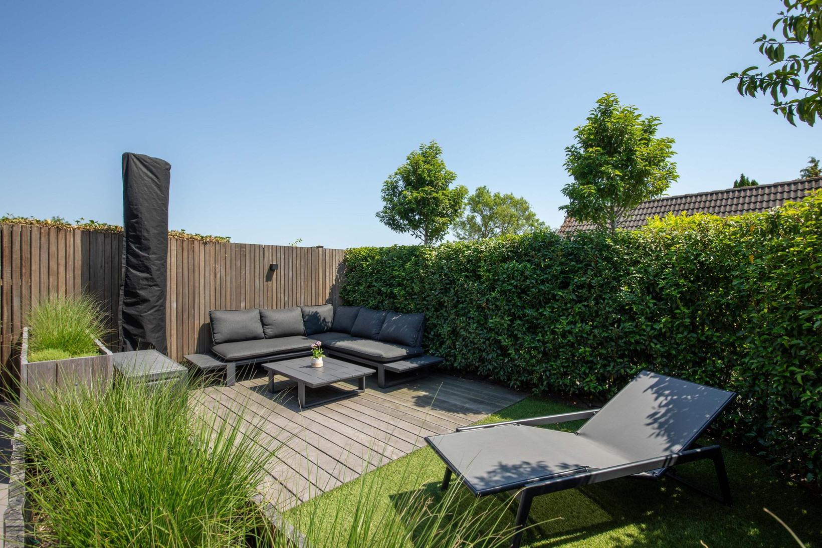Hoekwoning te koop: Middenweg 100, Ouderkerk Aan De Amstel