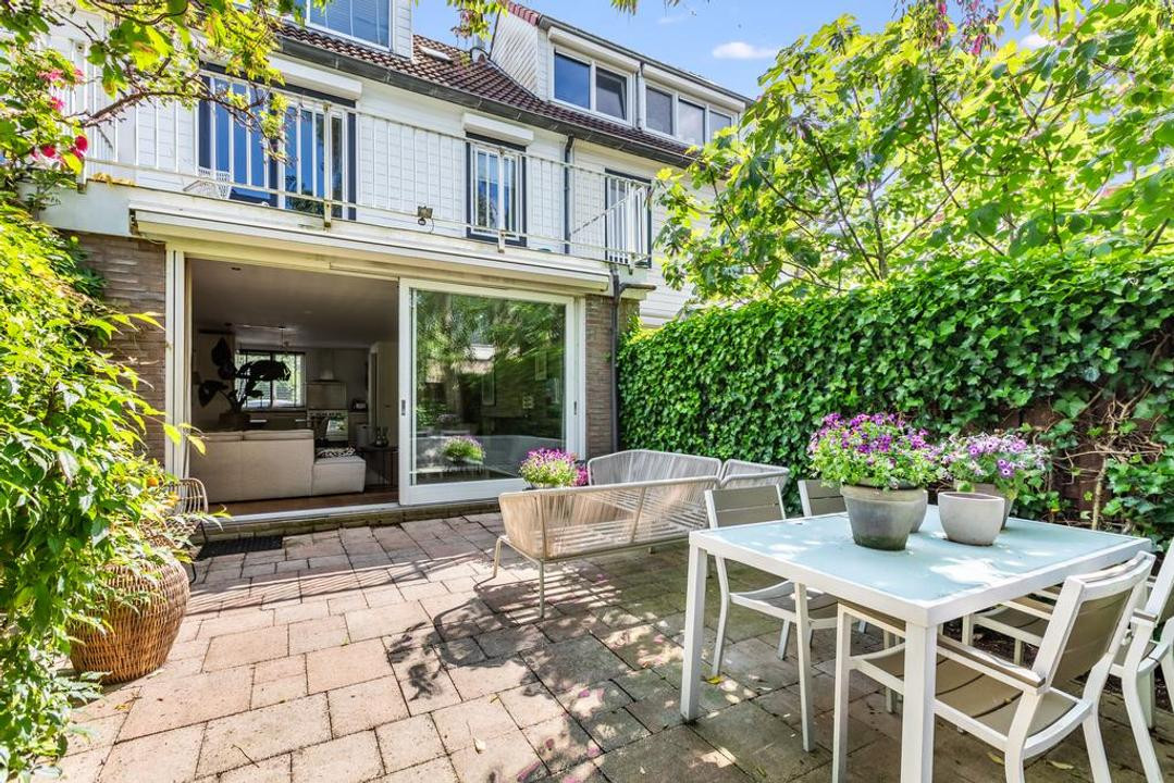 Tussenwoning te koop: Hoofdenburgsingel 190, Ouderkerk Aan De Amstel