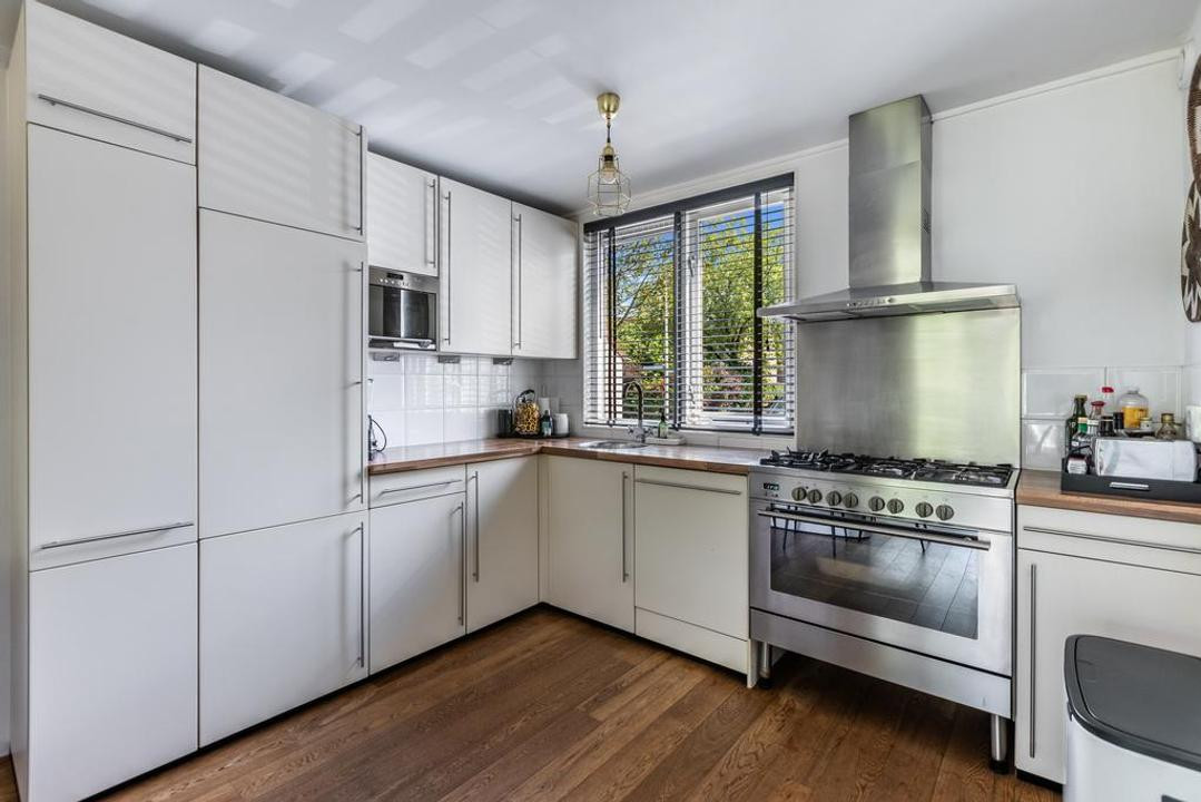 Tussenwoning te koop: Hoofdenburgsingel 190, Ouderkerk Aan De Amstel