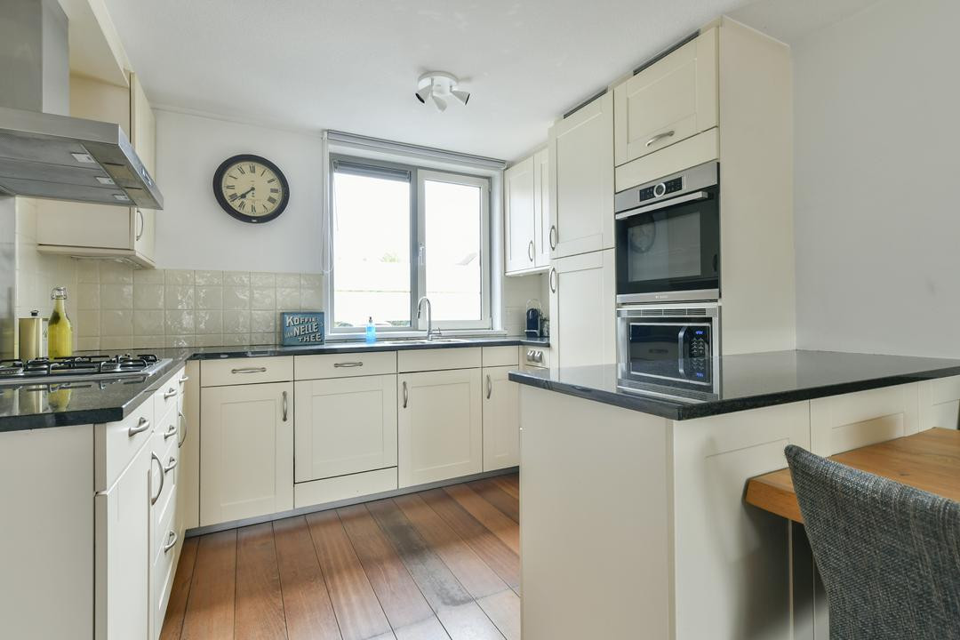 Tussenwoning te koop: Nederhoven 44, Ouderkerk Aan De Amstel
