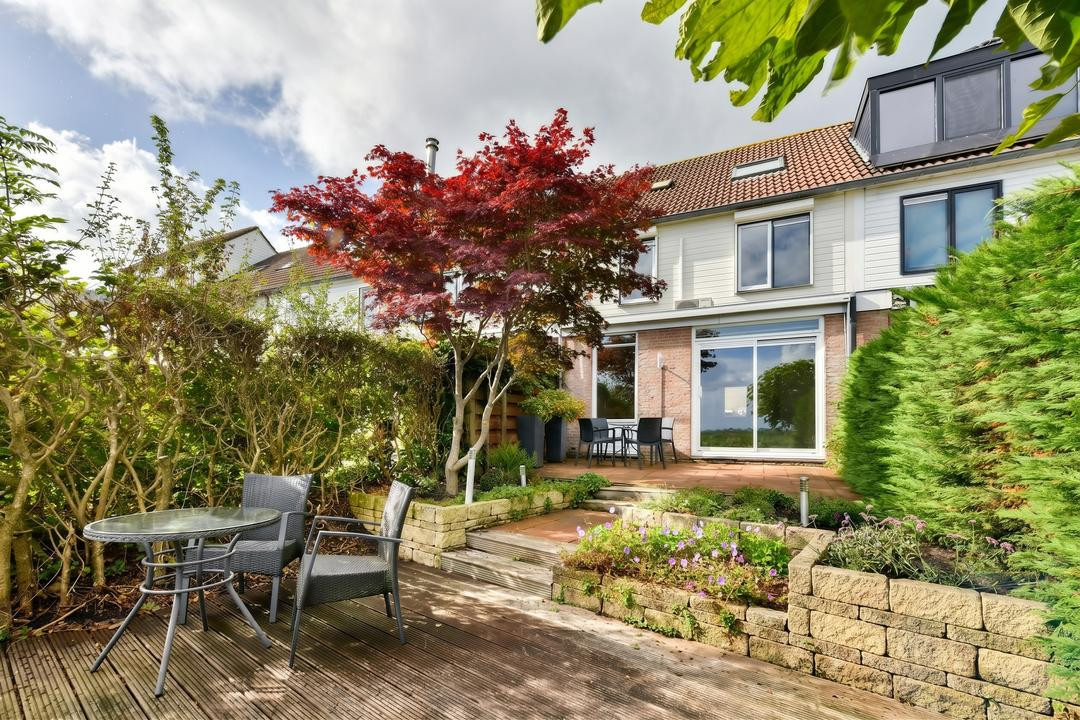 Tussenwoning te koop: Overweg 155, Ouderkerk Aan De Amstel