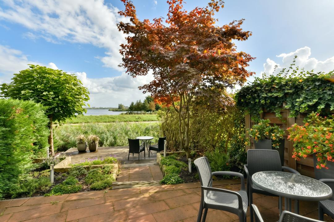 Tussenwoning te koop: Overweg 155, Ouderkerk Aan De Amstel
