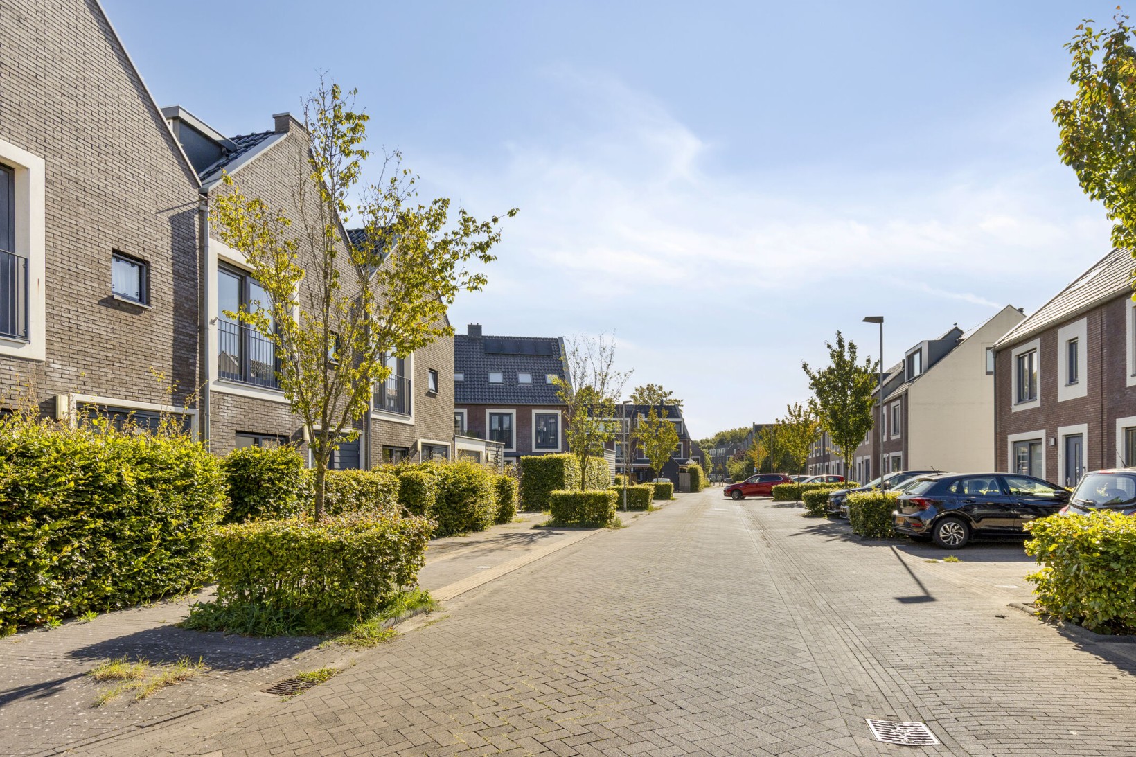 Tussenwoning te koop: Klaproos 4, Ouderkerk Aan De Amstel