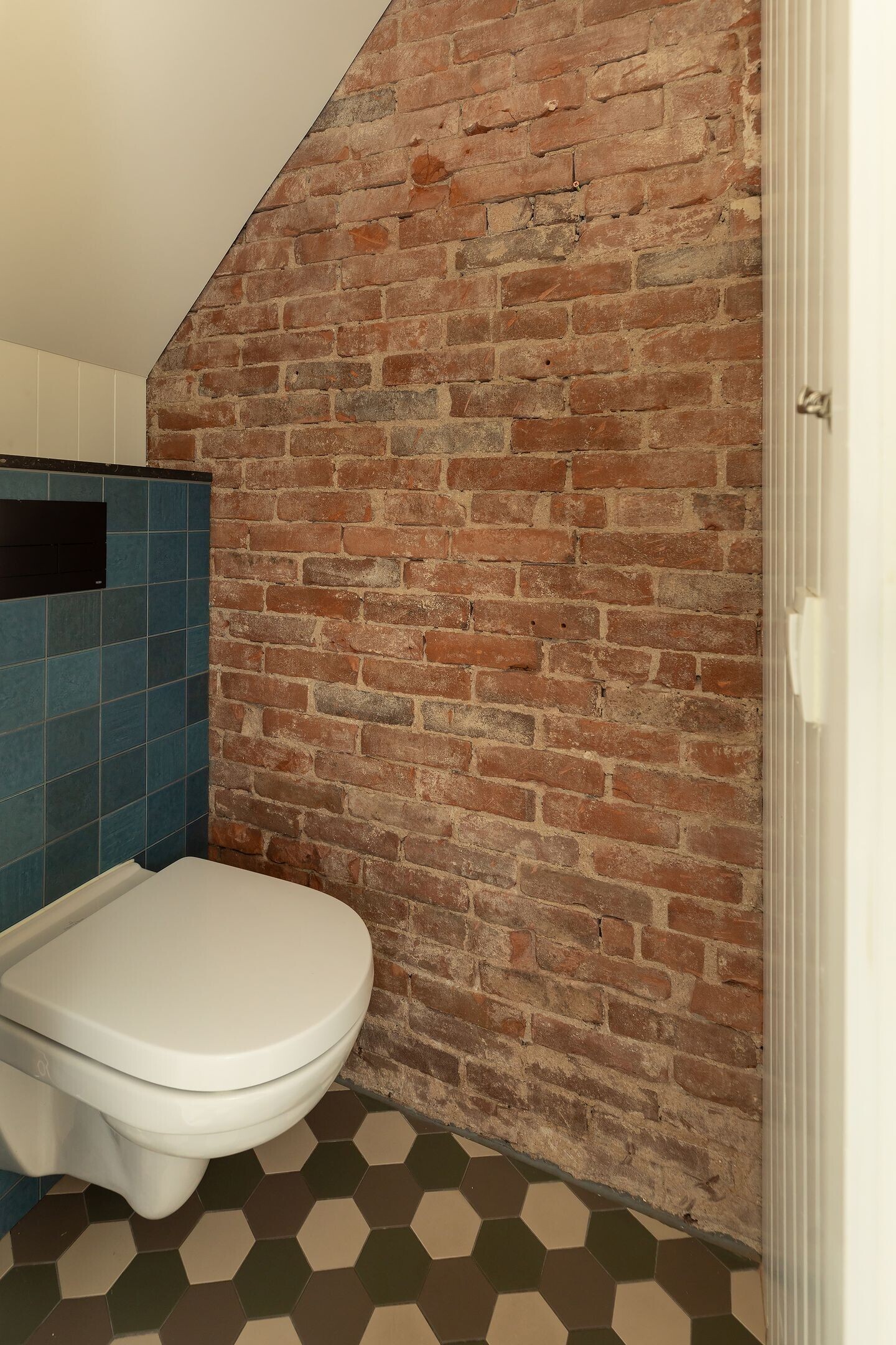Hoekwoning te koop: Ruitersweg 103, Hilversum