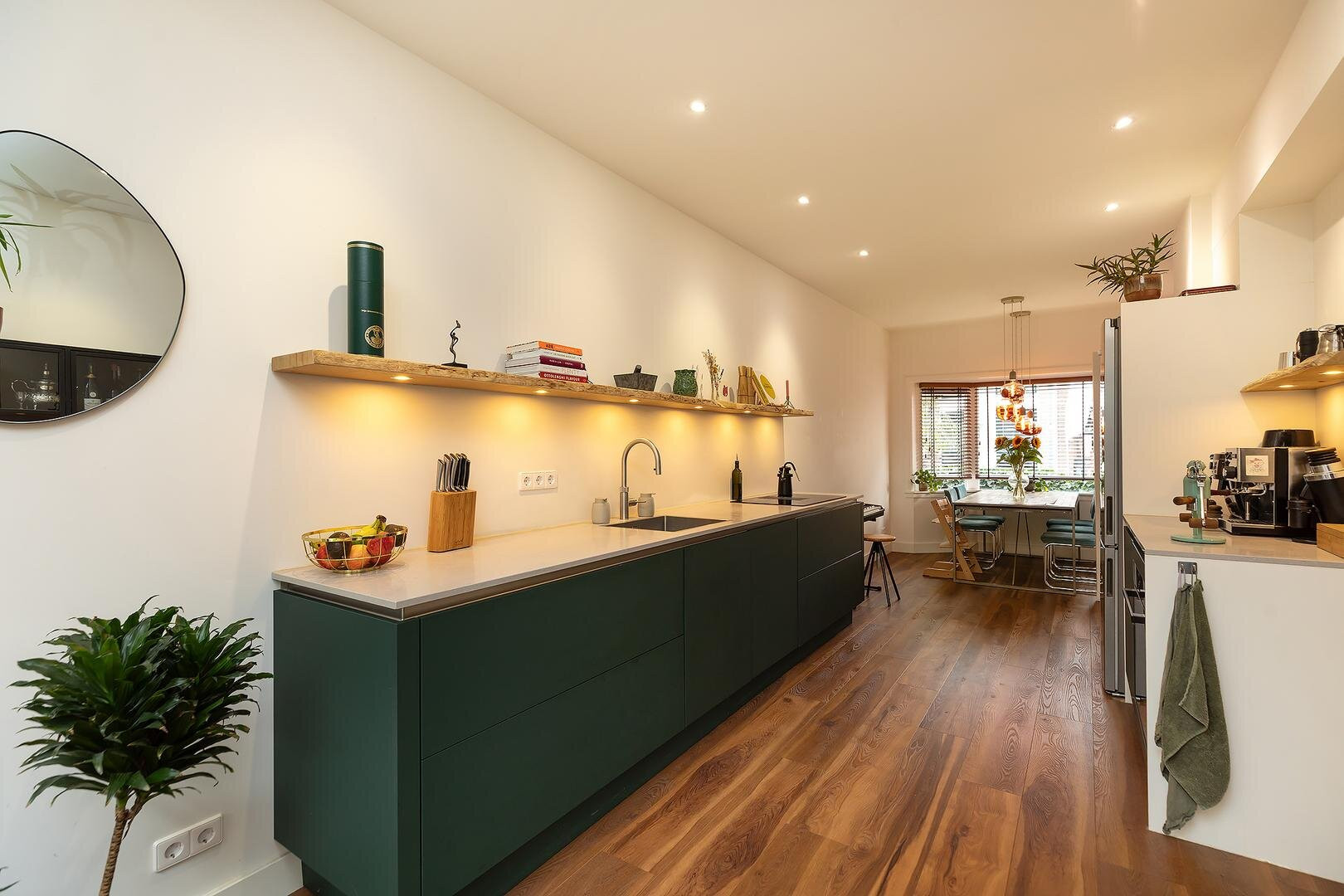 Tussenwoning te koop: Ruitersweg 28, Hilversum
