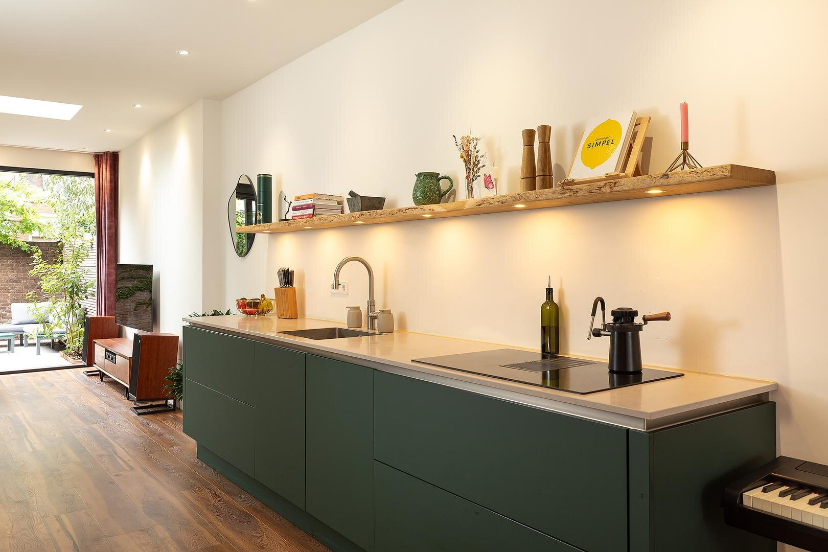 Tussenwoning te koop: Ruitersweg 28, Hilversum