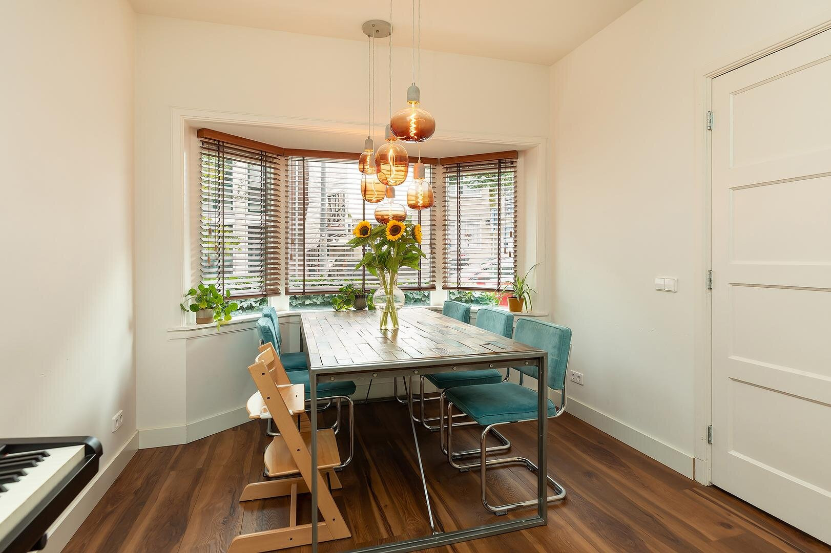Tussenwoning te koop: Ruitersweg 28, Hilversum