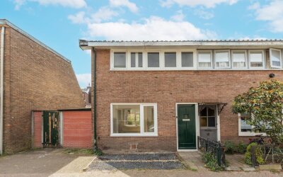 3e Oosterst. 48