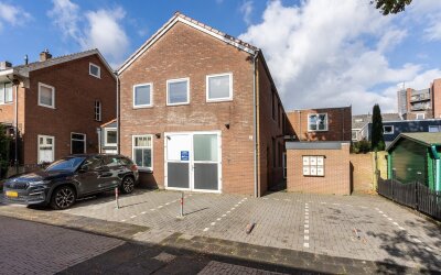 Prinsenstra. 4-F