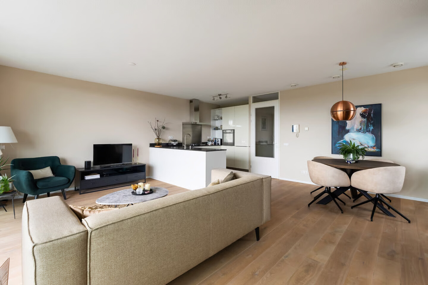Appartement te koop: Schapenkamp 175, Hilversum