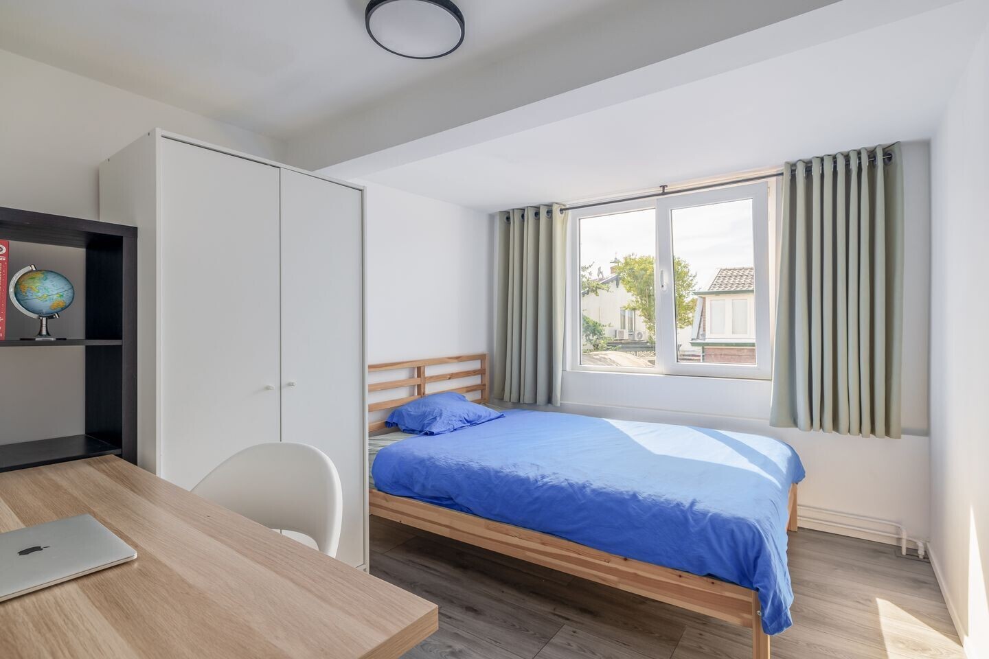 Hoekwoning te koop: Kerklaan 35, Hilversum