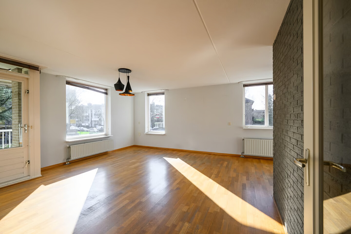Appartement te koop: Van Linschotenlaan 77, Hilversum