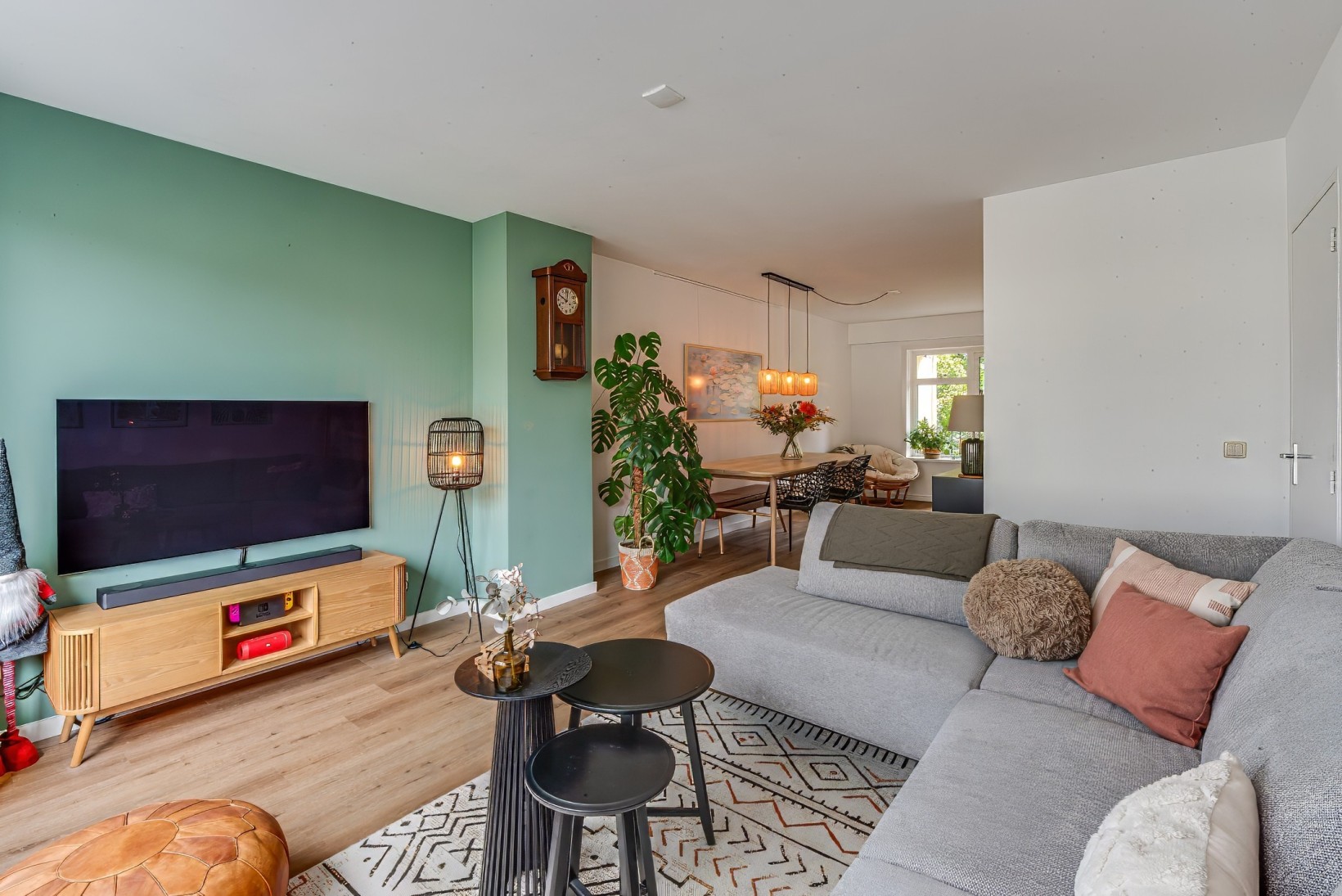 Appartement te koop: Van Riebeeckweg 117, Hilversum