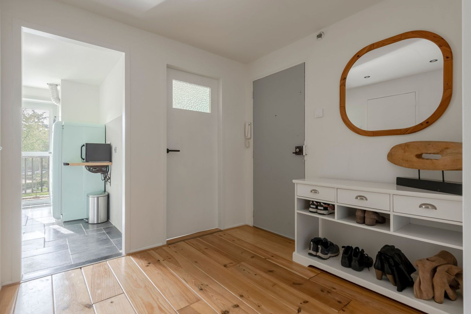 Appartement te koop: Van Riebeeckweg 154, Hilversum