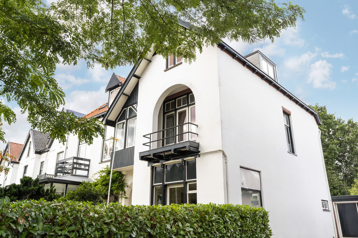 Twee-onder-één-kap te koop: Oude Amersfoortseweg 53, Hilversum