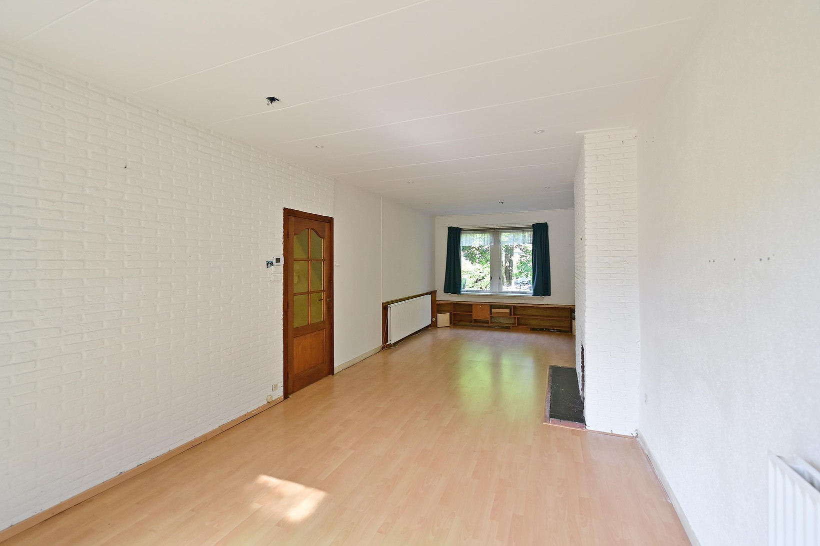 Tussenwoning te koop: Van Ostadelaan 15, Hilversum