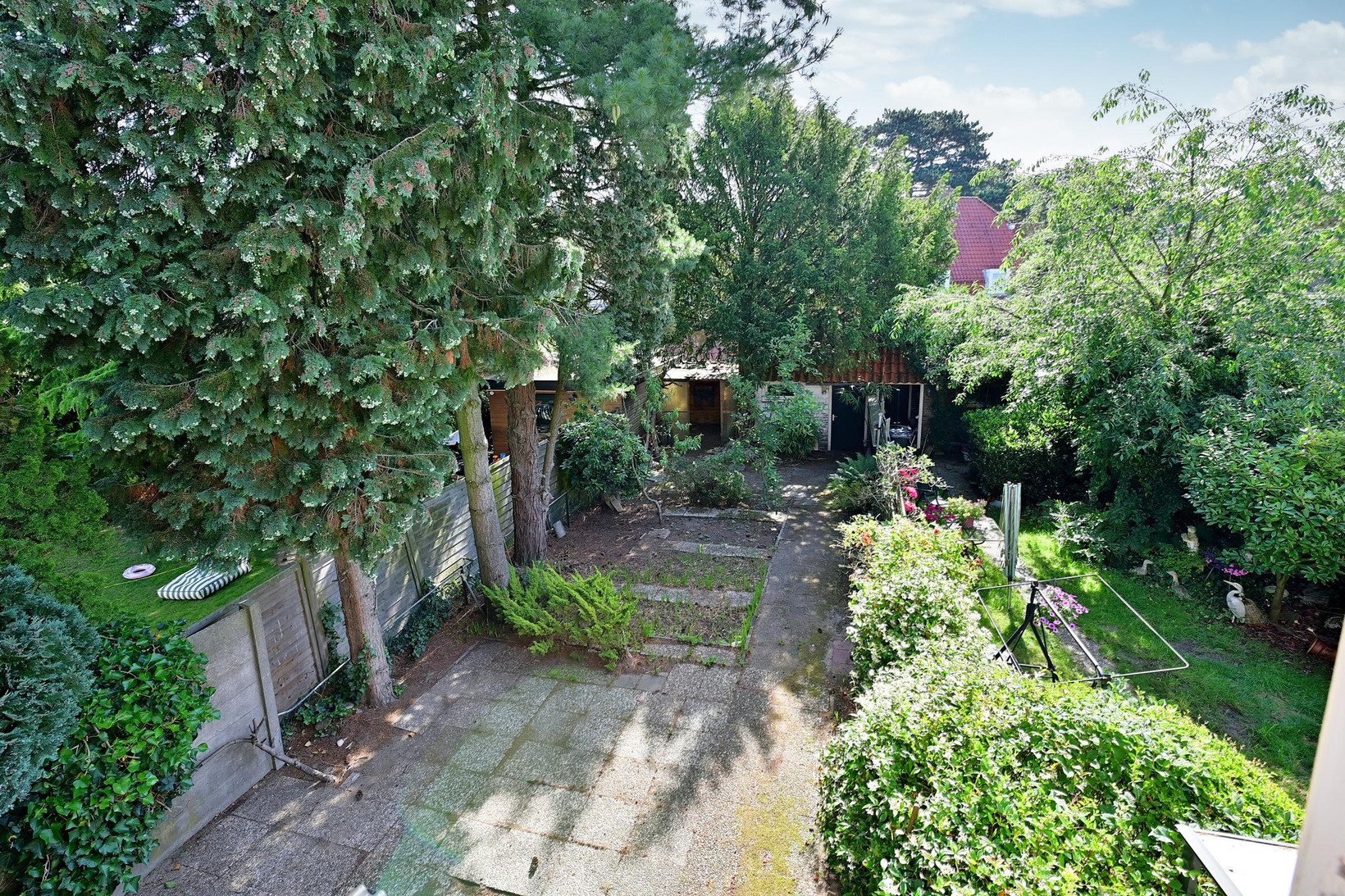 Tussenwoning te koop: Van Ostadelaan 15, Hilversum