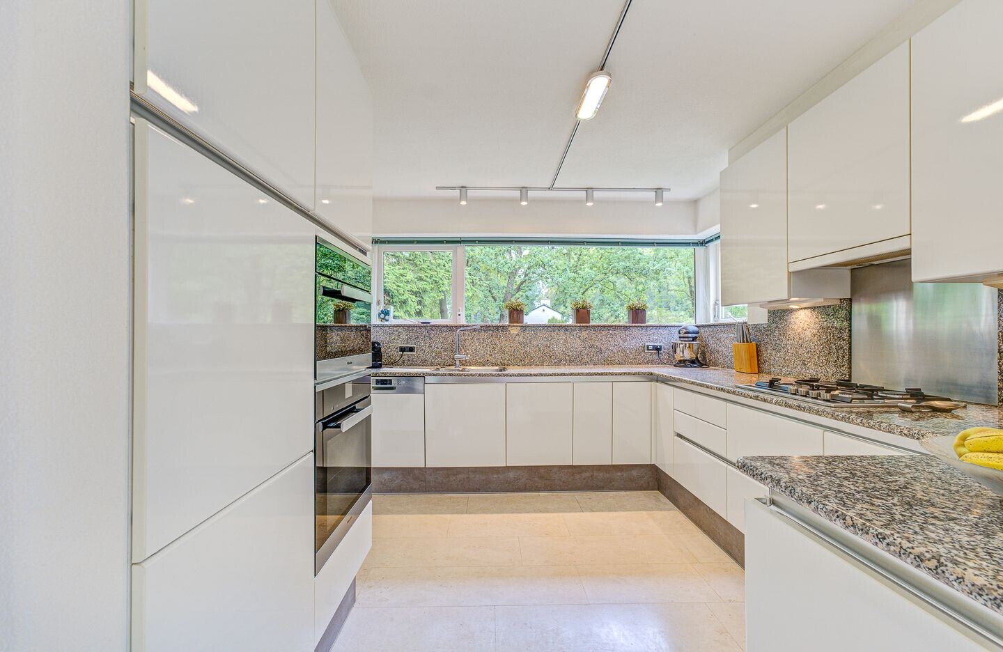 Vrijstaande woning te koop: Bremlaan 12, Hilversum