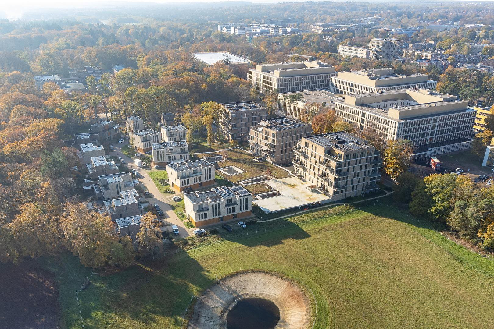 Tussenwoning te koop: Struikheidelaan 77, Hilversum