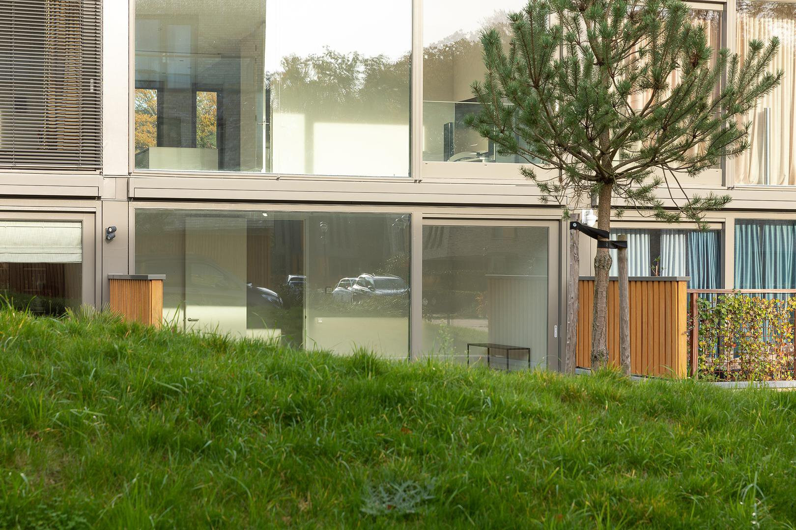 Tussenwoning te koop: Struikheidelaan 77, Hilversum