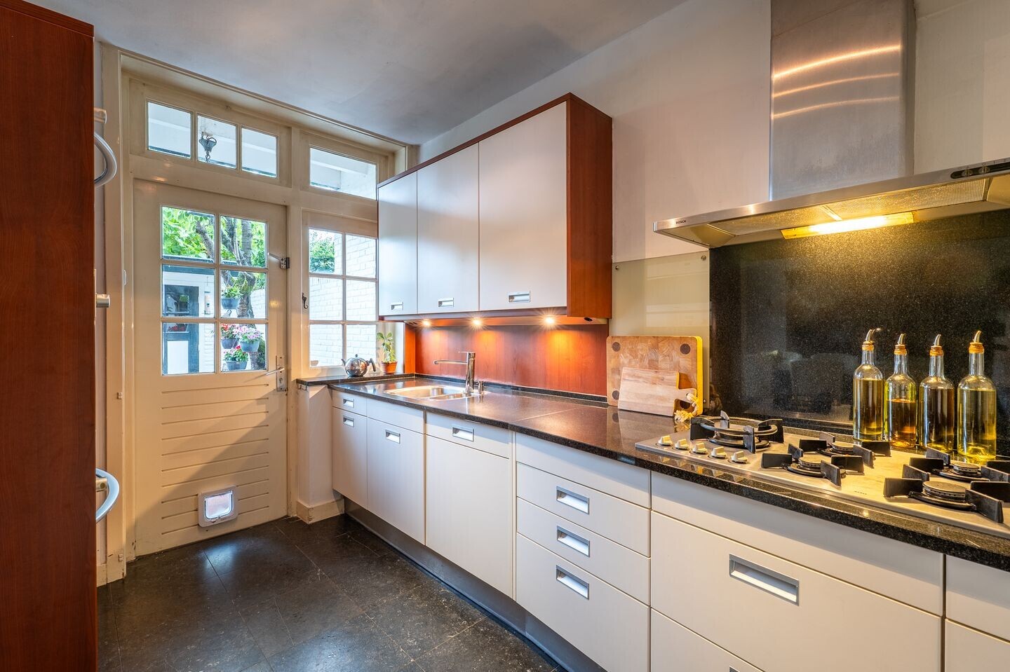 Tussenwoning te koop: Sophialaan 39, Hilversum
