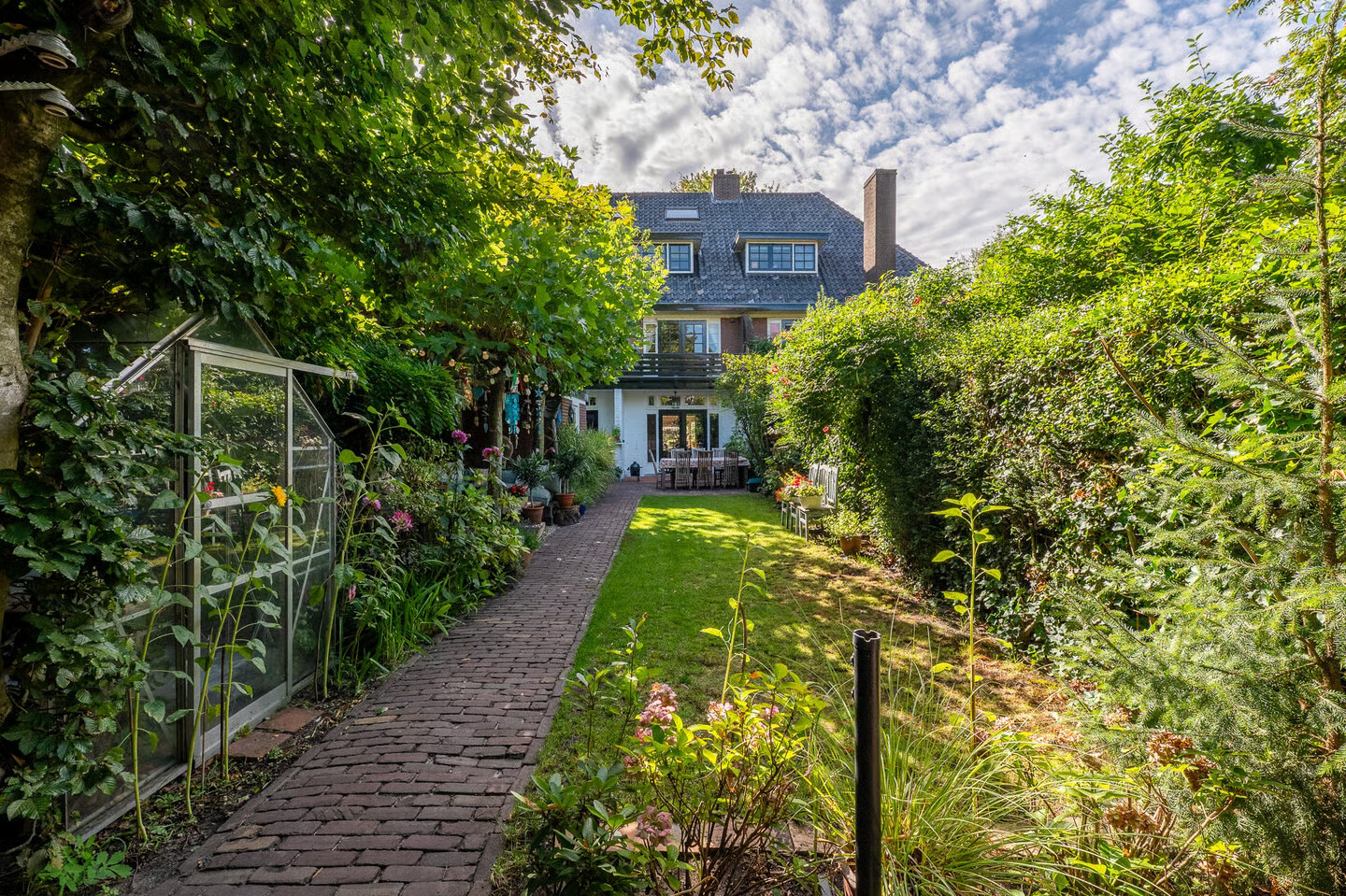 Tussenwoning te koop: Sophialaan 39, Hilversum