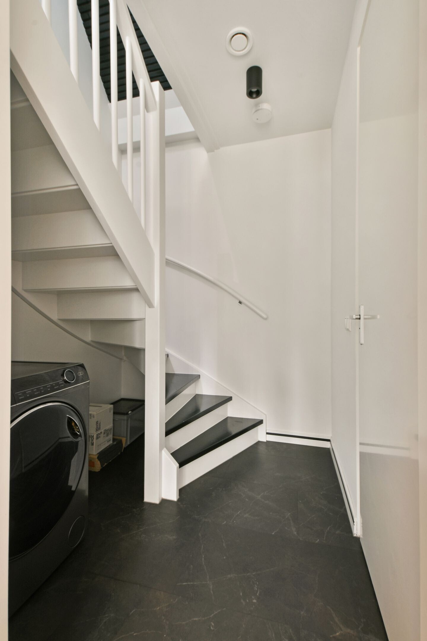 Tussenwoning te koop: Silenestraat 15D, Hilversum