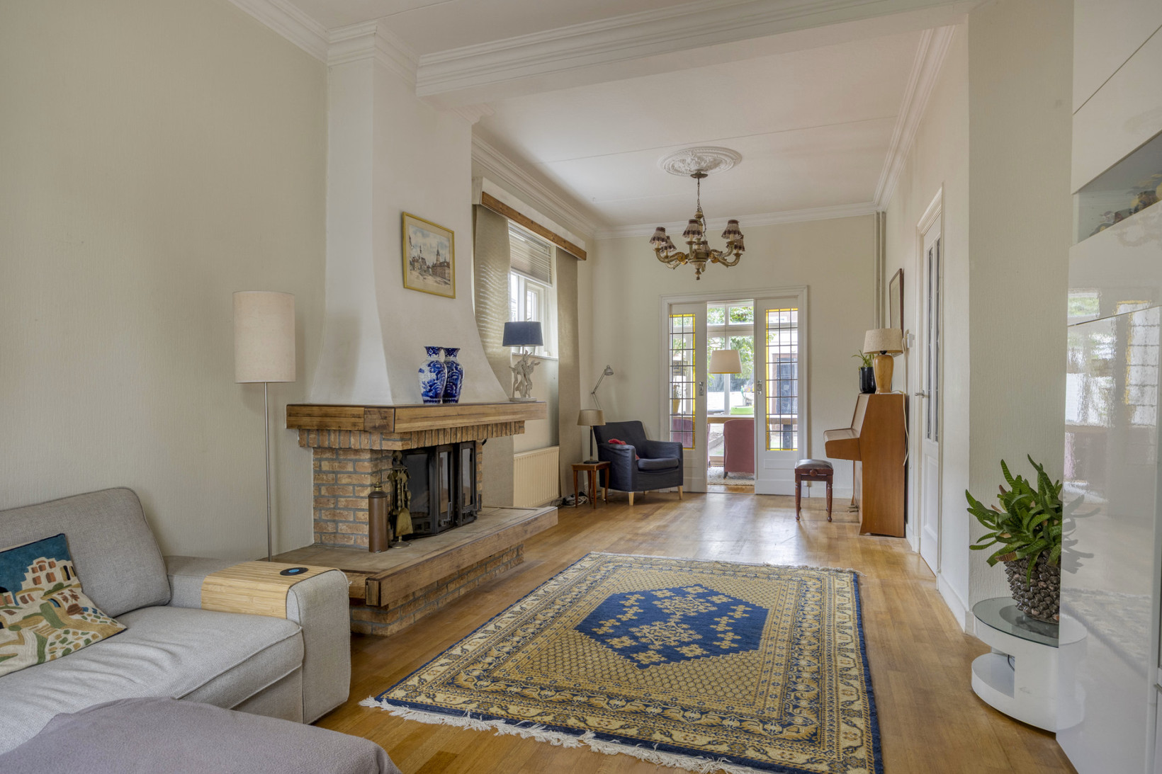 Hoekwoning te koop: Dahliastraat 3, Hilversum