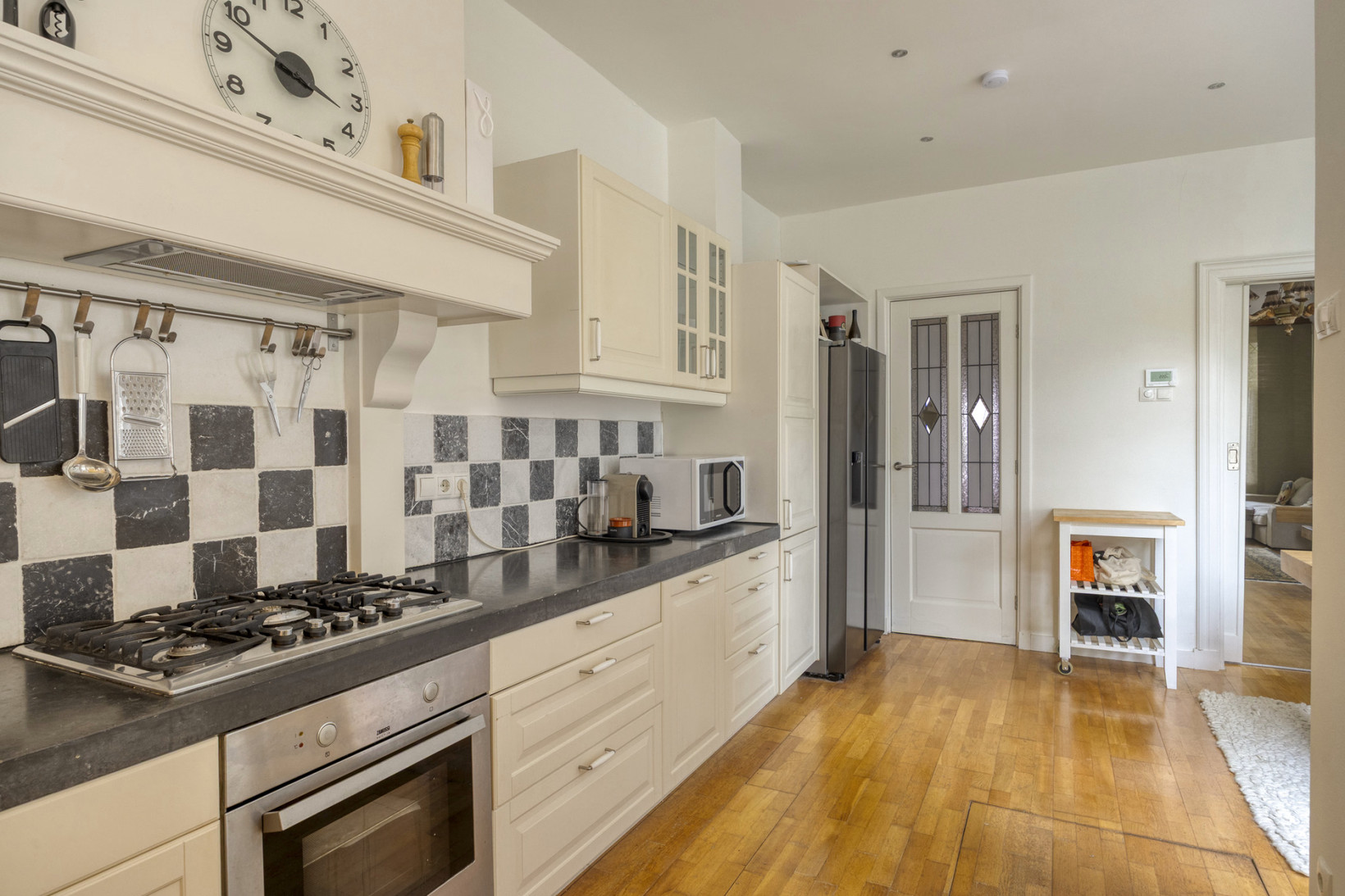 Hoekwoning te koop: Dahliastraat 3, Hilversum