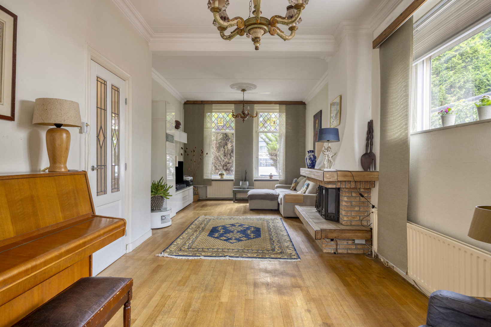 Hoekwoning te koop: Dahliastraat 3, Hilversum