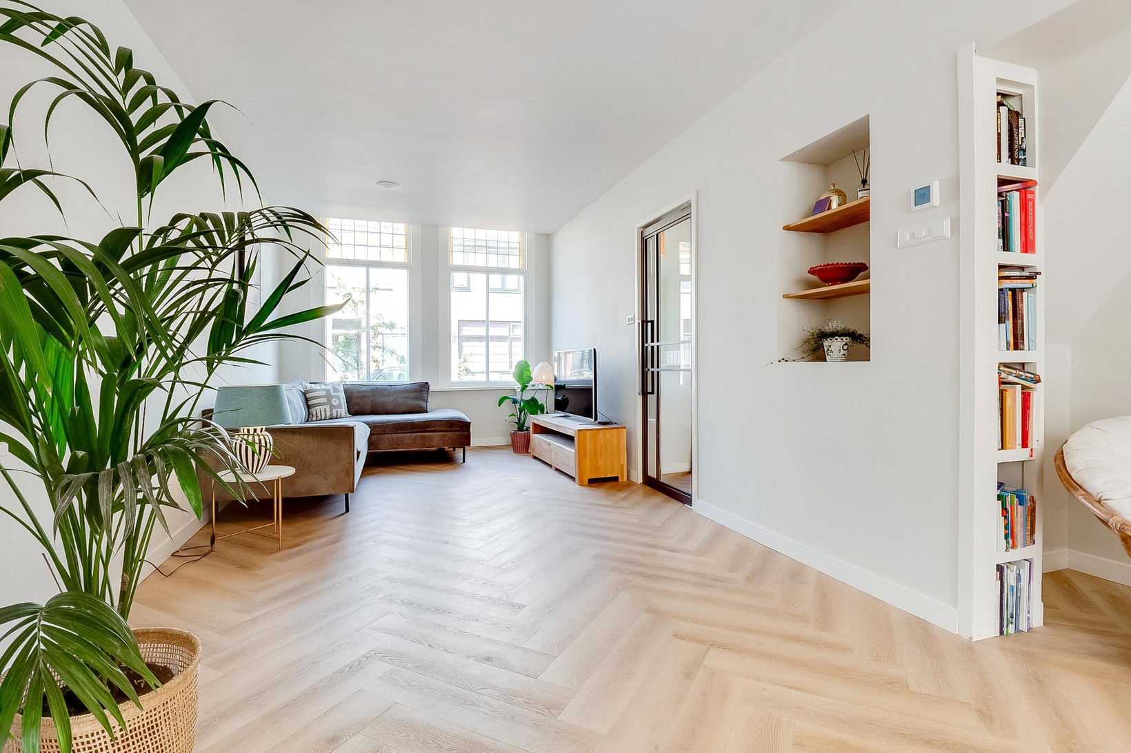 Tussenwoning te koop: Begoniastraat 23, Hilversum