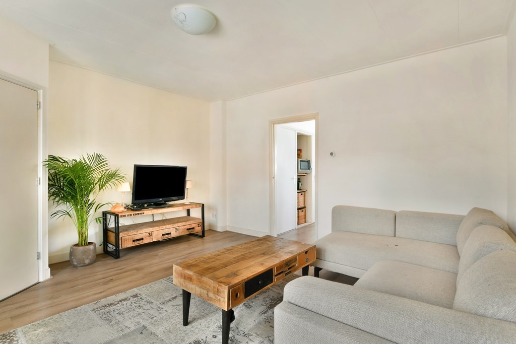 Tussenwoning te koop: Crocusstraat 22, Hilversum