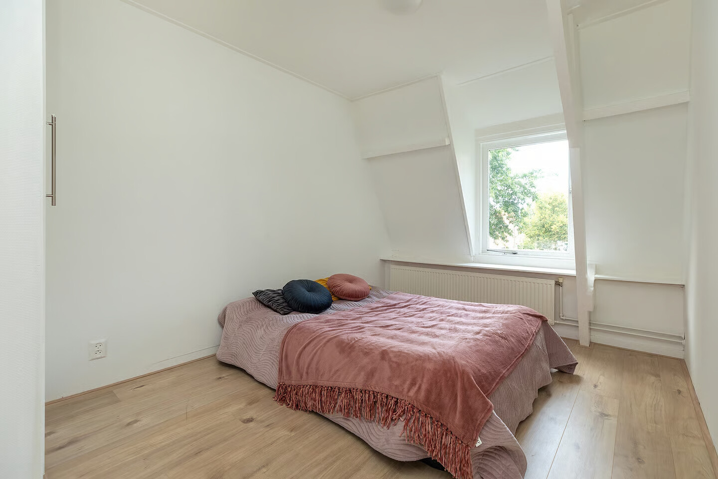 Tussenwoning te koop: Hilvertsweg 163, Hilversum