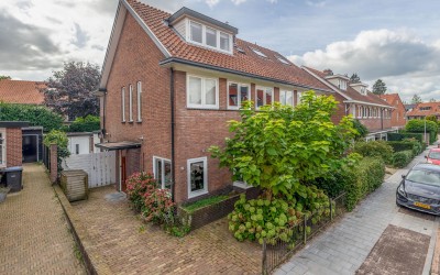 Boreelstraat 13