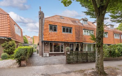 Van Oldenbarneveltlaan 8