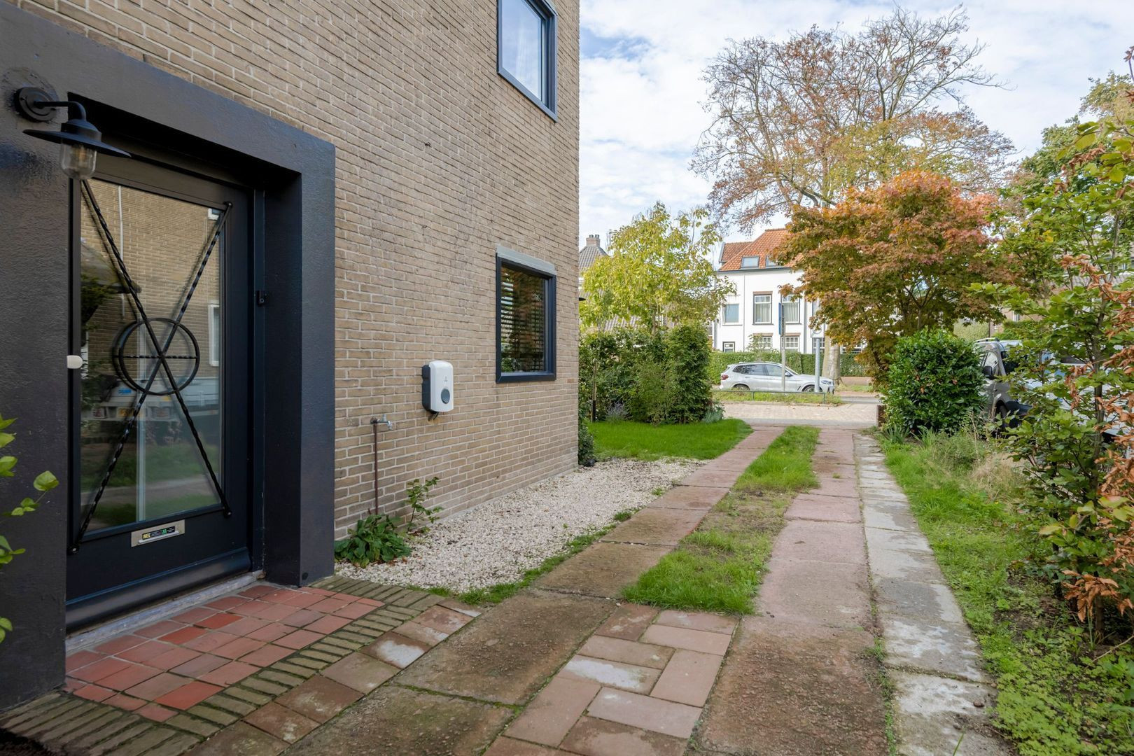 Twee-onder-één-kap te koop: Loosdrechtseweg 67, Hilversum