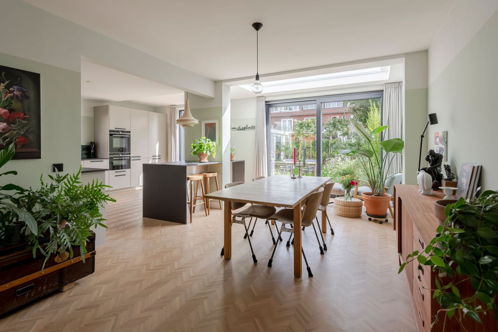 Twee-onder-één-kap te koop: Loosdrechtseweg 67, Hilversum