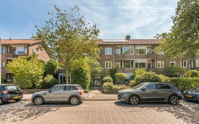 Admiraal de Ruyterlaan 157