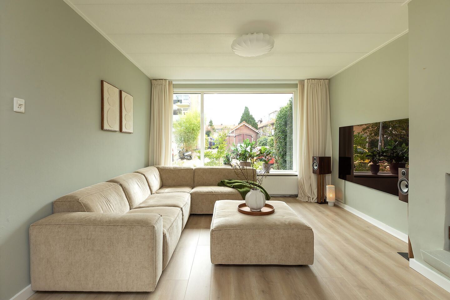 Tussenwoning te koop: Van Brakellaan 22, Hilversum