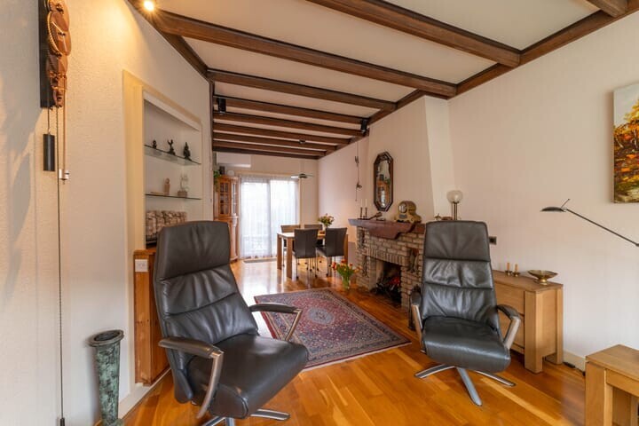 Hoekwoning te koop: Hazenstraat 70, Hilversum